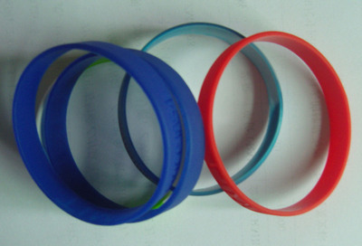 【PVC硅胶手腕带 手腕带 pvc软胶手腕带 手环】价格,厂家,图片,塑料、树脂工艺品,东莞市高埗大鑫塑胶制品加工店-