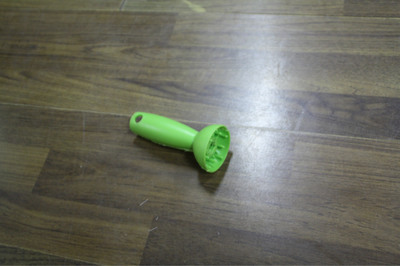 工厂供应塑胶制品,注塑产品,手电筒外壳,儿童手电筒外壳 - 工厂供应塑胶制品,注塑产品,手电筒外壳,儿童手电筒外壳厂家 - 工厂供应塑胶制品,注塑产品,手电筒外壳,儿童手电筒外壳价格 - 宁波经济技术开发区华昌塑胶制品 - 